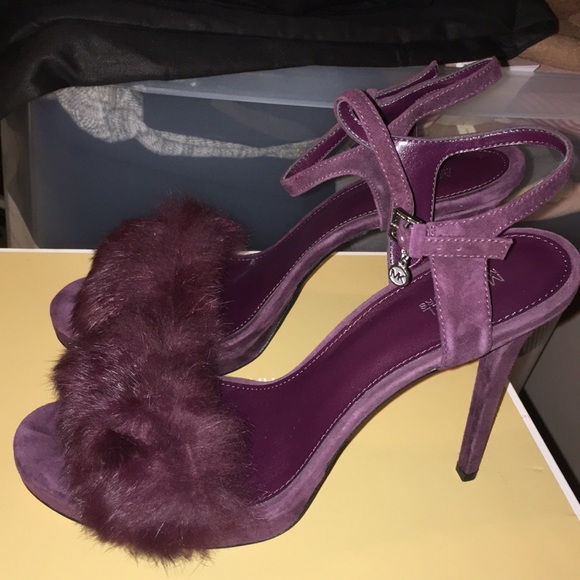Michael Kors NWT platform burgundy fur platform shoes